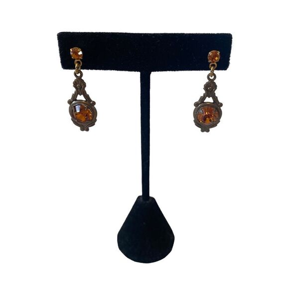 Sadie Green Vintage Faux Amber Stone & Antiqued Gold Tone Drop Earrings - Picture 2 of 6